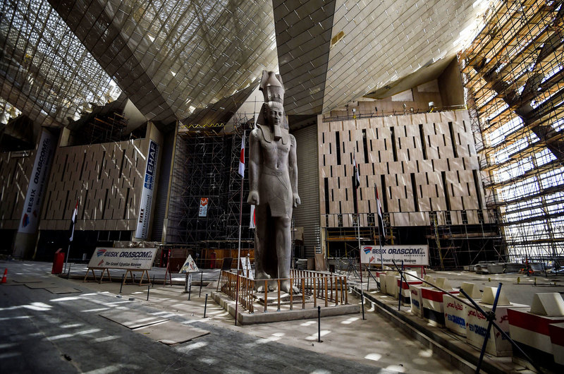 Huge artifacts arrive at the Grand Egyptian Museum for display in the grand staircase