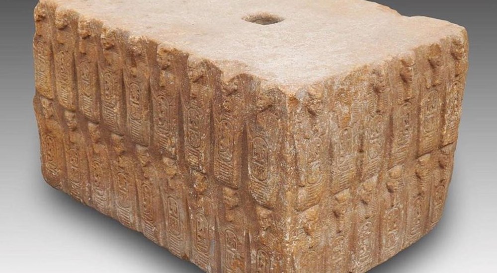 discovered granite blocks dating to King Khufu